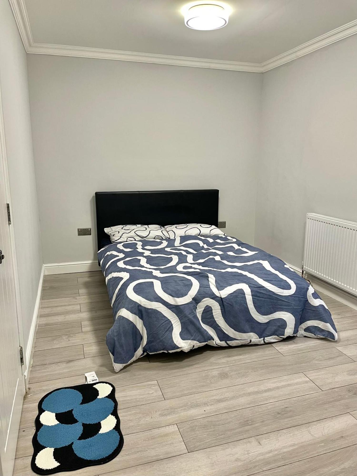 Double In Colindale With Shared Bathroom Séjour chez l'habitant Edgware